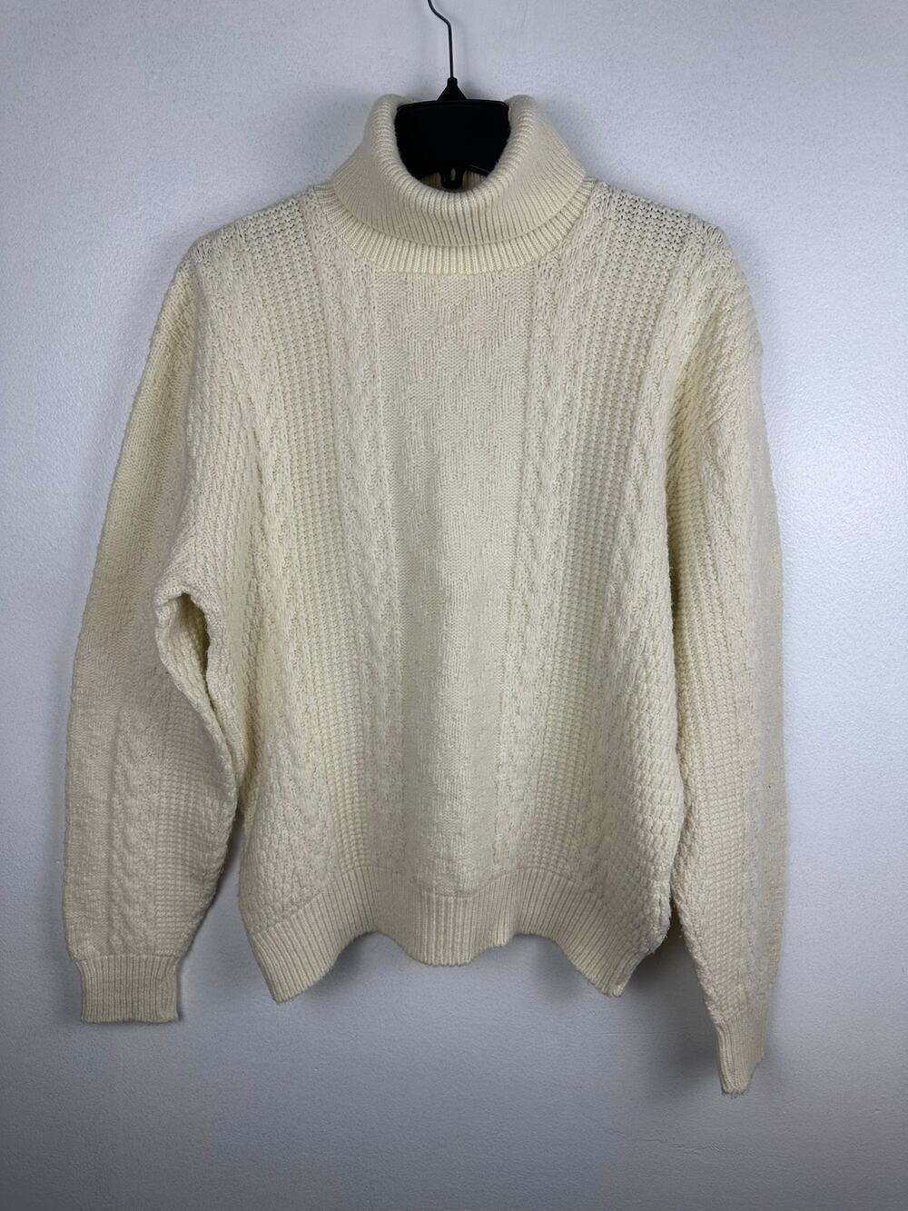 Vintage 80s Fall River Knitting Mills Chunky Cream Turtleneck Sweater Boho XL